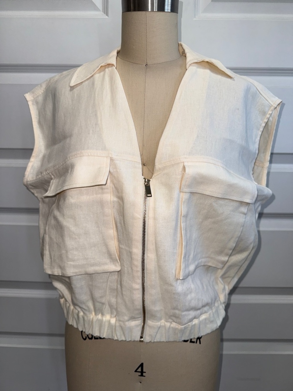 Zara Cream Sleeveless Cropped Zip Front Utility Top with LINEN NWT